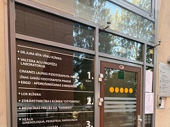 "Acu veselības centrs" ieeja
