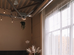 Svinību telpa ģimenei