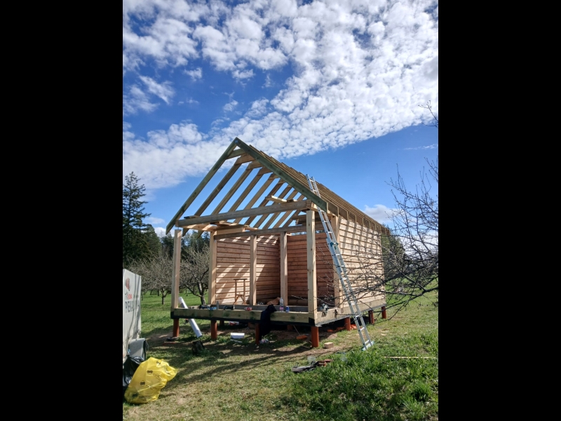 RAG, SIA, guļbaļķu mājiņa