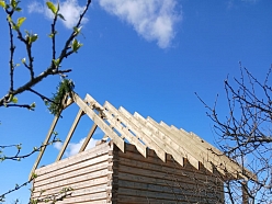 RAG, SIA, guļbaļķu mājiņa