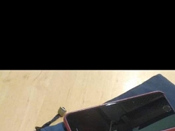 Ekranizējošs telefona maciņš