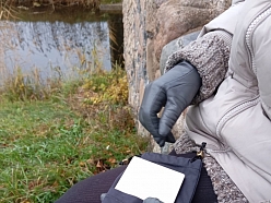 Pretradiācijas telefona maciņš