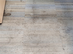 Mīksto grīdas segumu tīrīšana