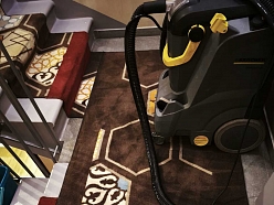 Paklāju tīrīšana