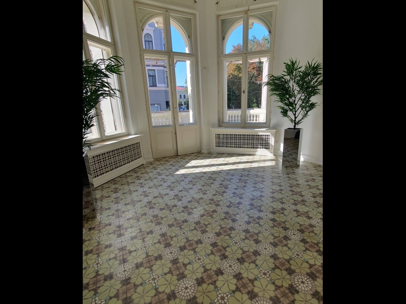 vēsturiskās flīzes