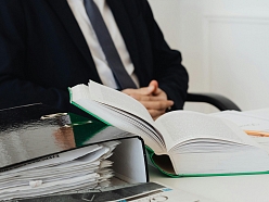 juridiska palīdzība