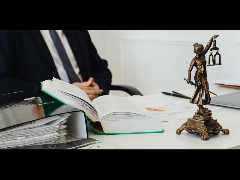 juridiska palīdzība