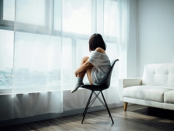 atbalsts grūtajos brīžos