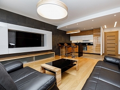 Nekustamā īpašuma aģentūra