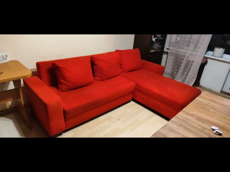 Mīksto mēbeļu tīrīšana