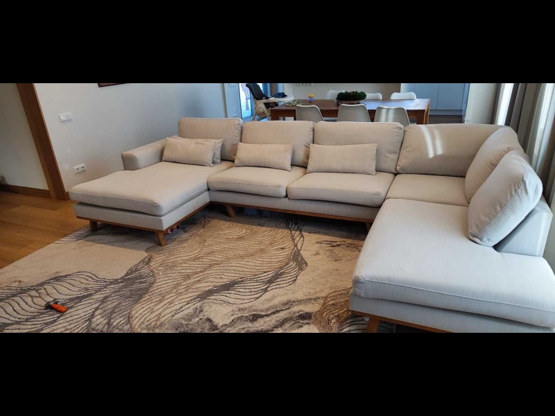 Dīvānu ķimiskā tīrīšana