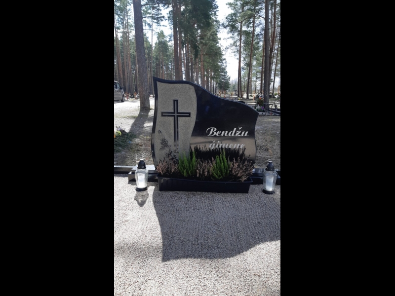 kapakmeņi Jūrmalā