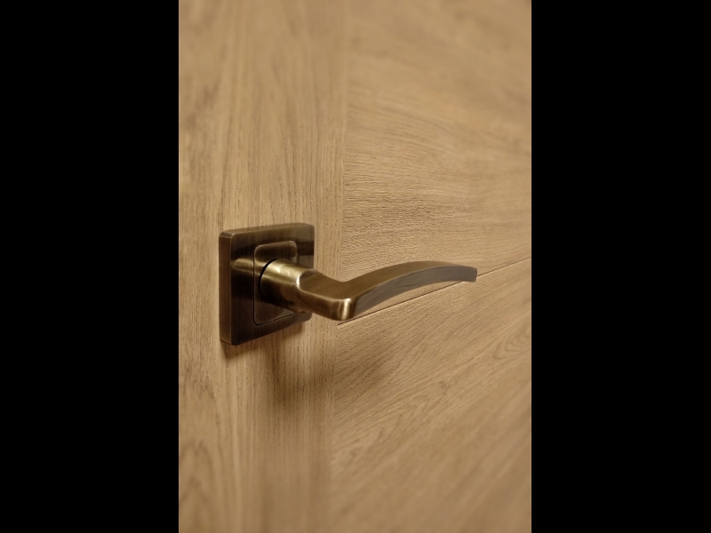 Durvju rokuris madera