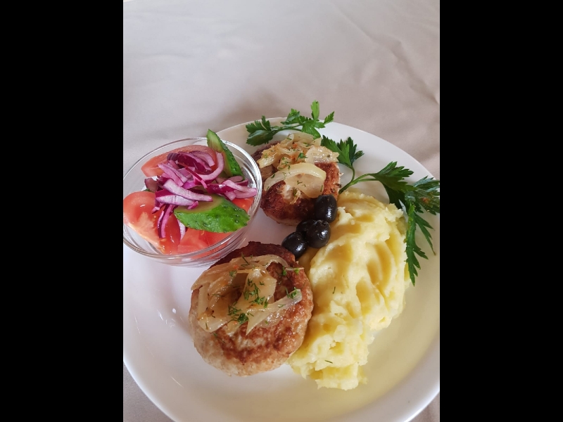 Galdu klāšana, banketi, kulinārija