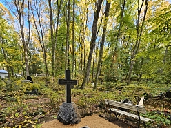 kapavietu uzkopšana