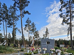 kapu pieminekļu mazgāšana