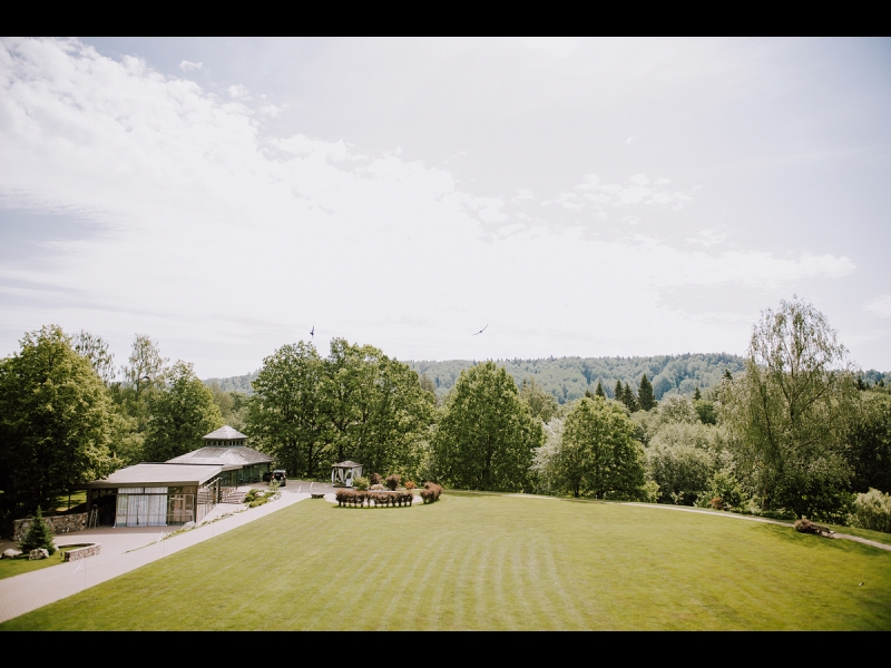 Viesu nams pierīgā