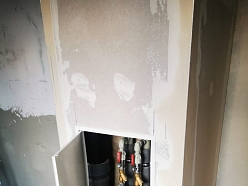 kanalizācijas stāvvadu un cauruļvadu montāža