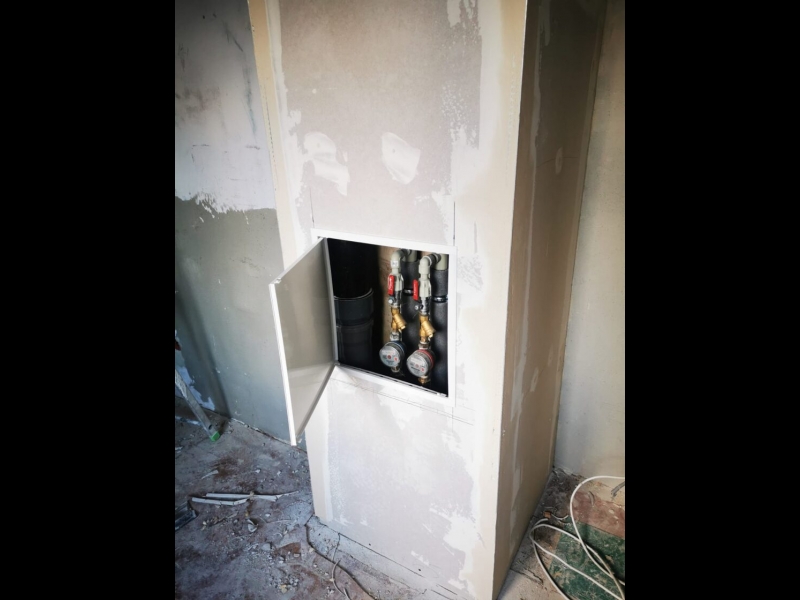 kanalizācijas stāvvadu un cauruļvadu montāža