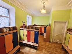 Bērnudārza garderobe bērniem.