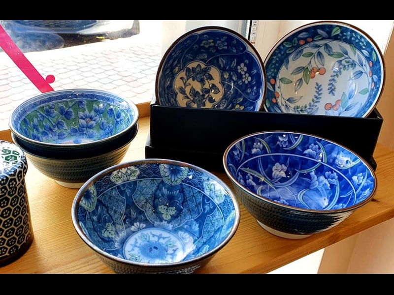 "Veikals Balzamiko" trauki