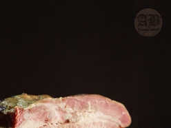 Ar alkšņa malku kūpināti Mājas kūpinājumi