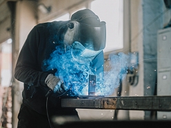 Individuāli metāla konstrukciju projektu izstrāde