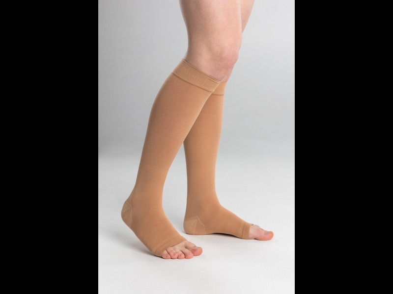 Medicīniskās kompresijas pusgarās zeķes, bez pirkstu daļas, Modelis AD208 – II kompresijas klase 23-32 mm Hg