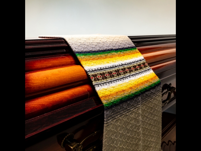 Apbedīšanas piederumi, zārks