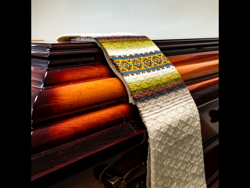 Apbedīšanas piederumi, zārks