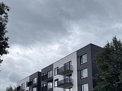 REHAU SYNEGO logi PILLAR mājās Franča Trasuna ielā, Ražotājs, A.V.U.