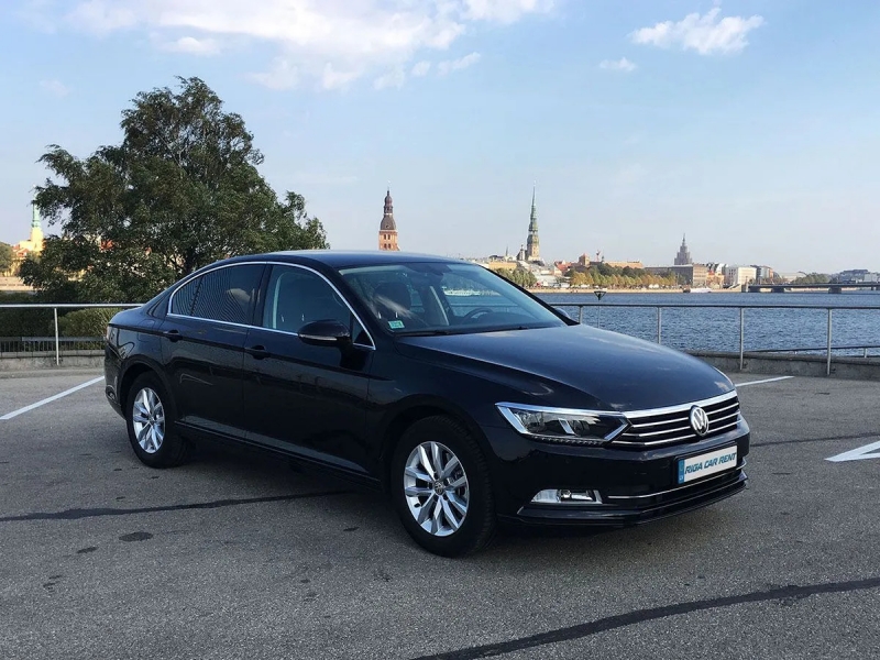 Auto noma Rīgā un lidostā Rīga