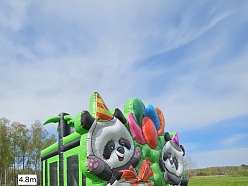 Piepūšamā atrakcija