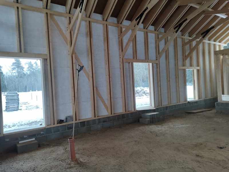 Koka karkasa mājas būvniecības process