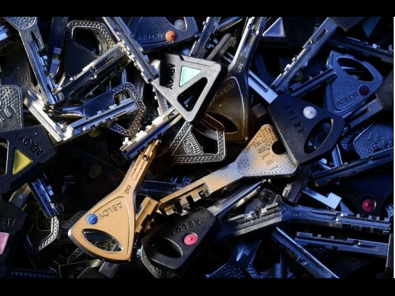 "Raed Lock" Atslēgu izgatavošana