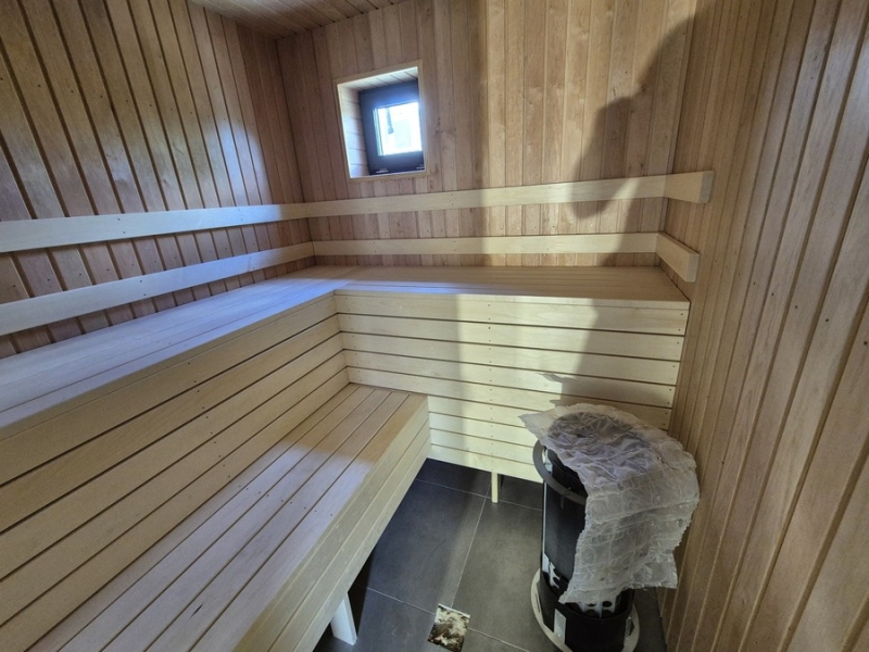 Koka pirts izbūve un interjera apdare