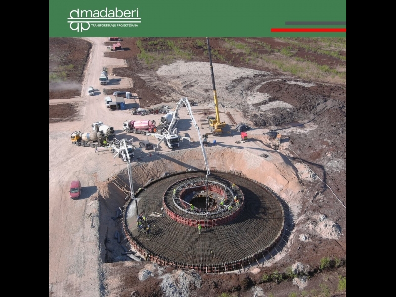 Uzsākti pamatdarbi jaunajā projektā – jau tiek uzstādīti augstas jaudas iekārtas un uzbūvēti pamati. Progresīvi risinājumi ar modernām tehnoloģijām.