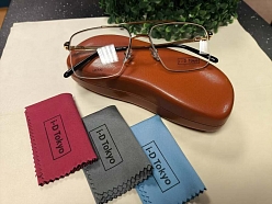Briļļu kopšanas salvetes un i-D Tokyo brilles