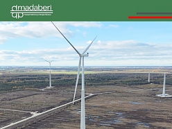 Madaberi piedalās vides draudzīgo risinājumu ieviešanā – tiek uzstādītas vēja turbīnas enerģijas ražošanai.