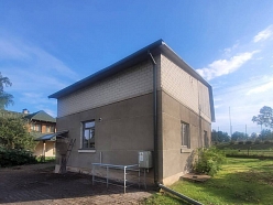 Ēkas fasādes siltināšana un apmetuma darbi