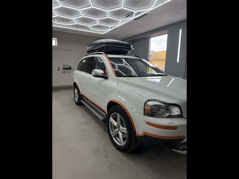 Auto aizsargpārklājuma uzklāšana Volvo
