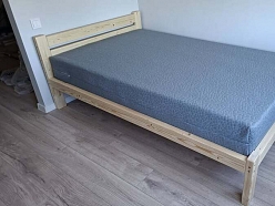 Moskos vienguļamā koka gulta