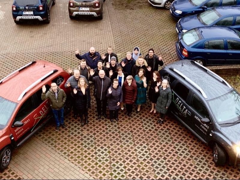 Delta Kompānija, SIA kolektīvs