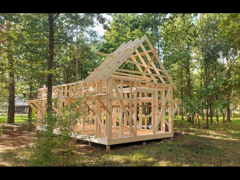 dabīgi būvētas mājas