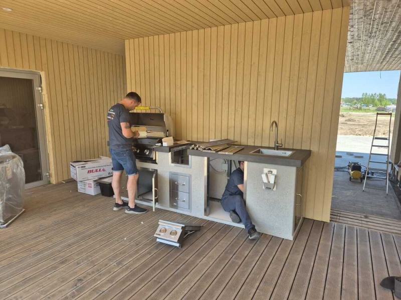 Āra virtuves piegāde un montāža