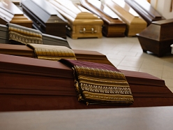 Apbedīšanas piederumi