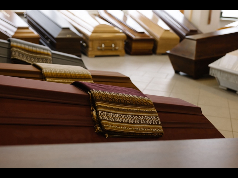 Apbedīšanas piederumi