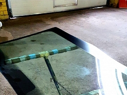 Auto stikla nomaiņa