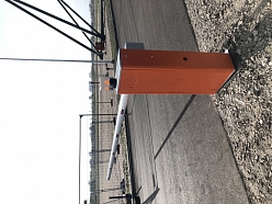 Automatiskas barjeras industrialam teritorijam