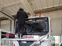 Autobusa stikla maiņa